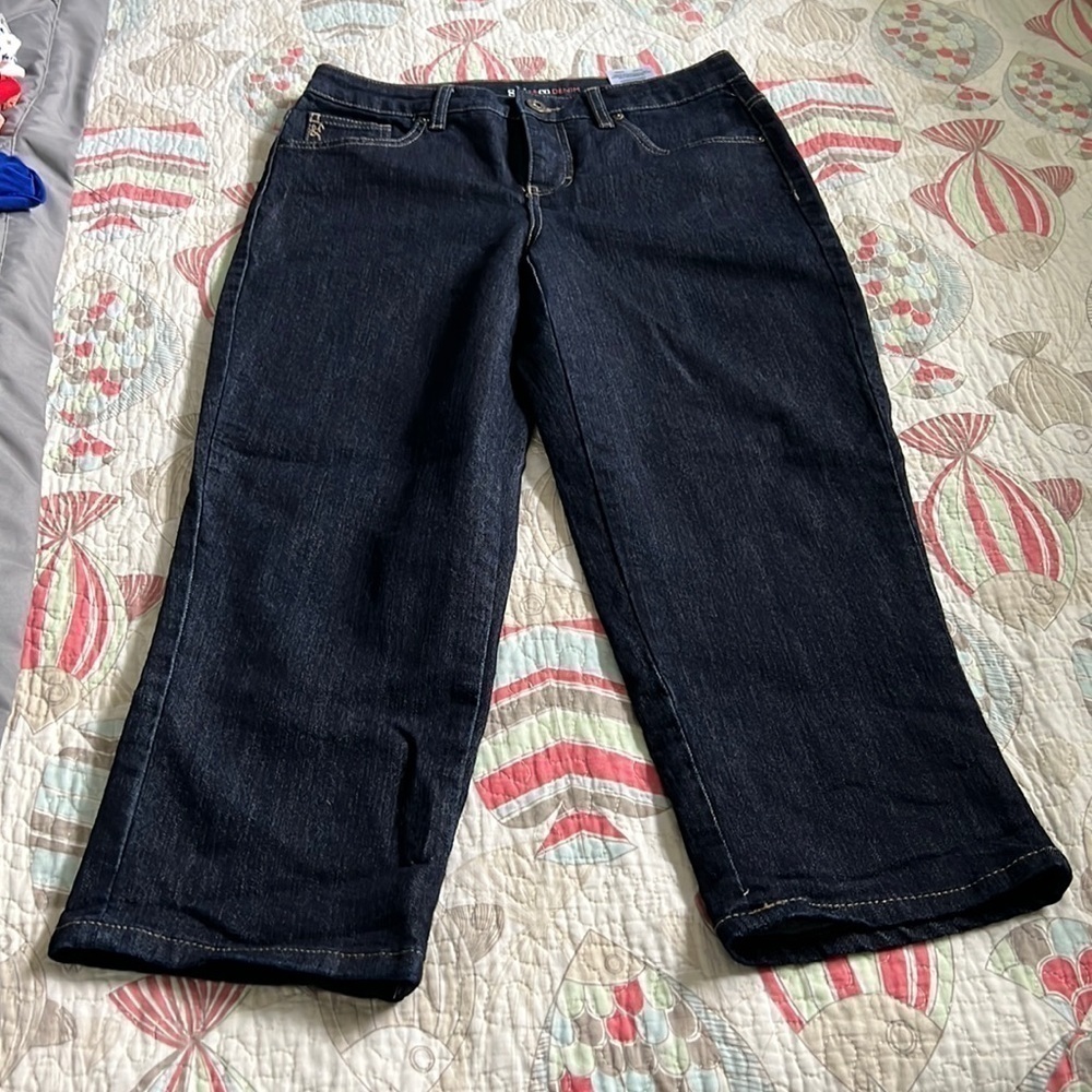 Style & Co. Denim, Dark Blue, Capri Jeans Size 4 NWOT - Picture 2 of 13